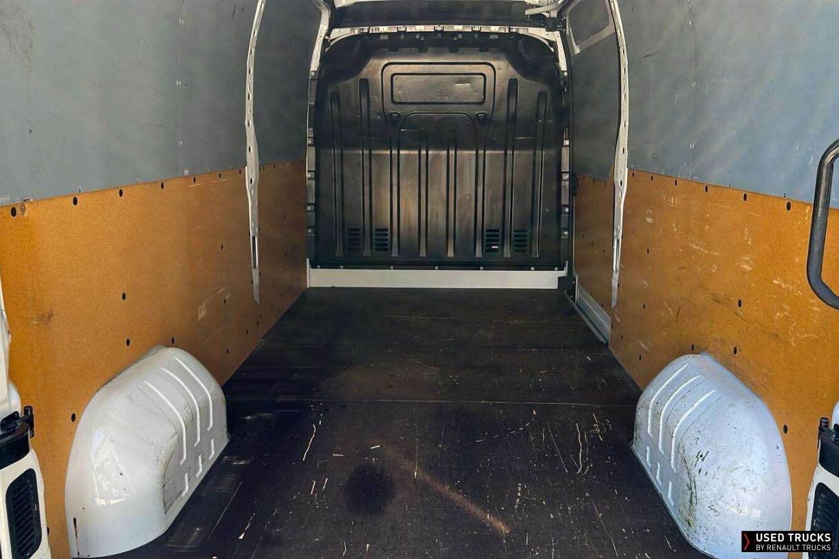 Renault Trucks Master 150