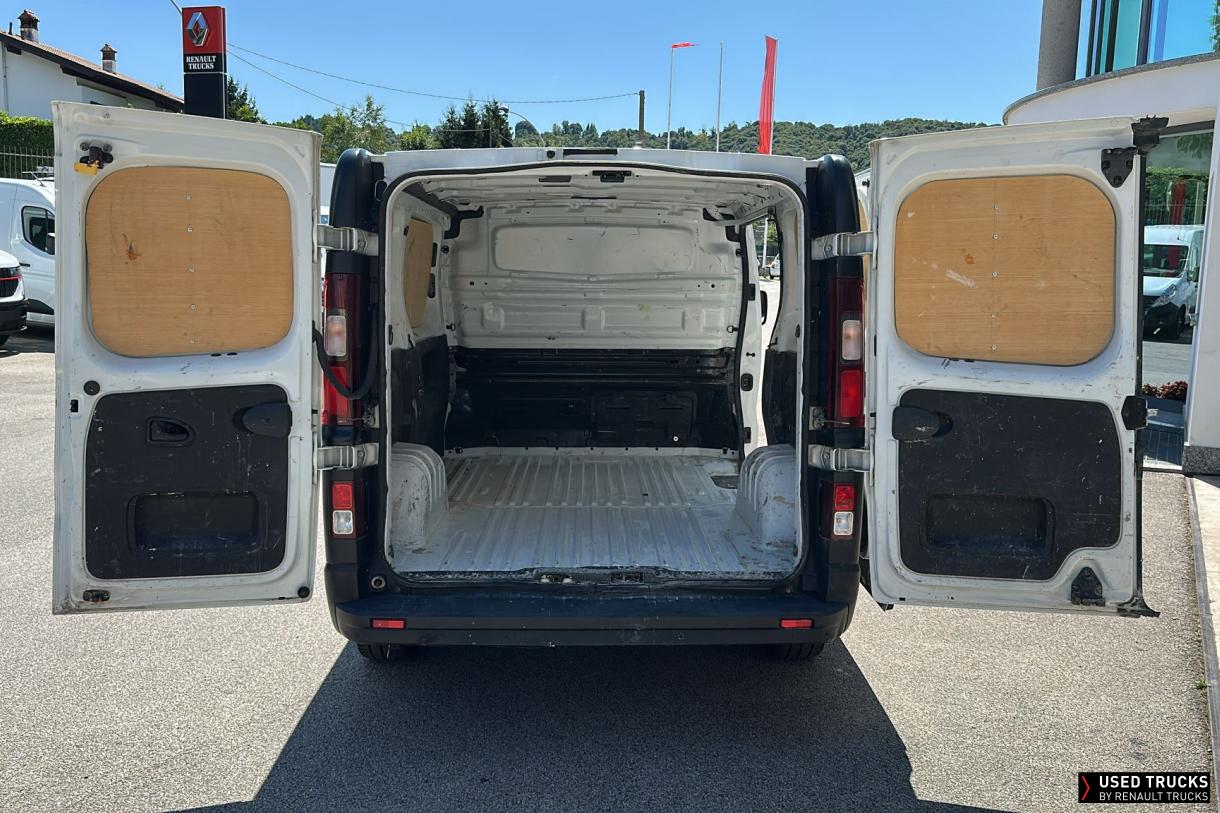 Renault Trafic 145