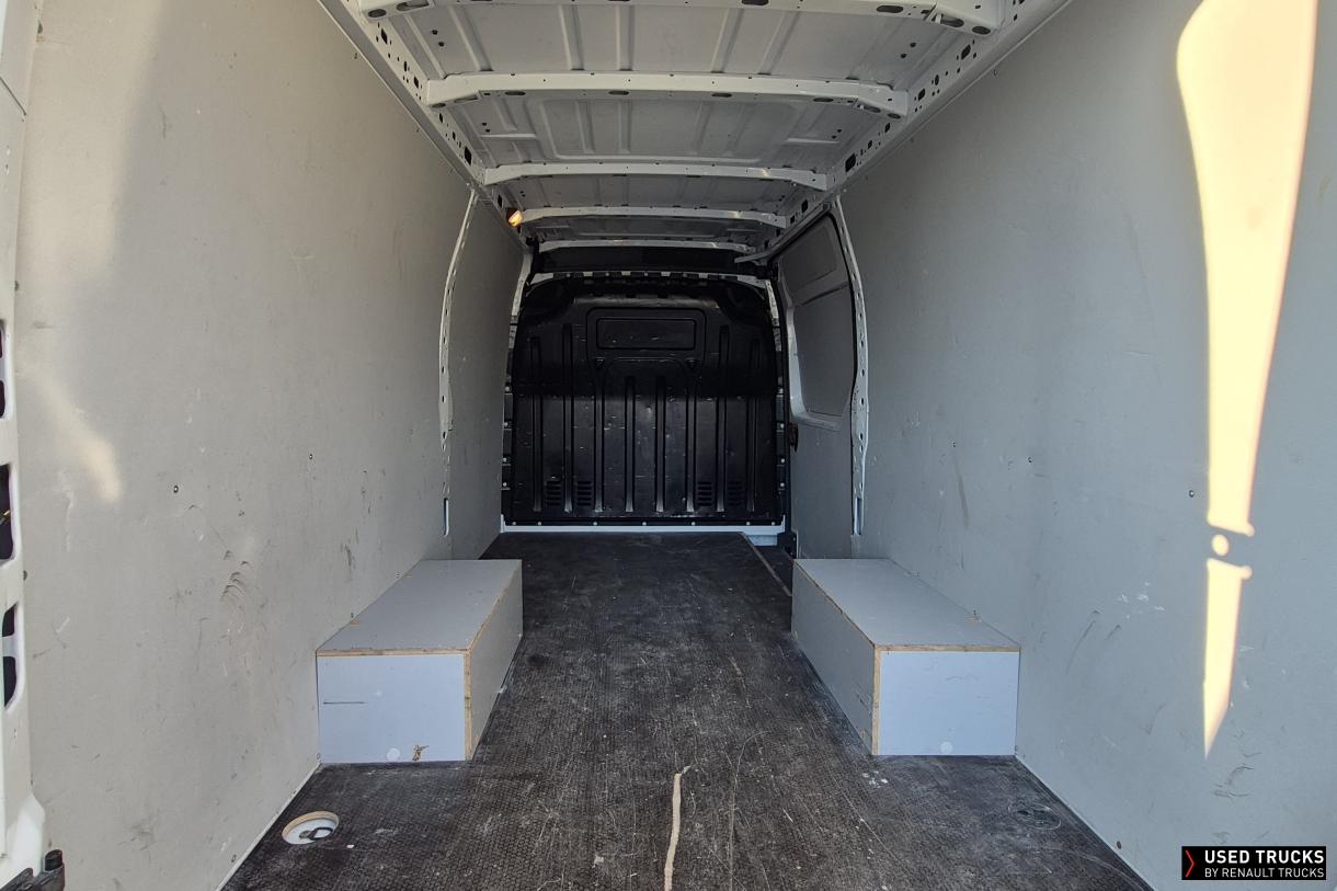 Renault Trucks Master 165