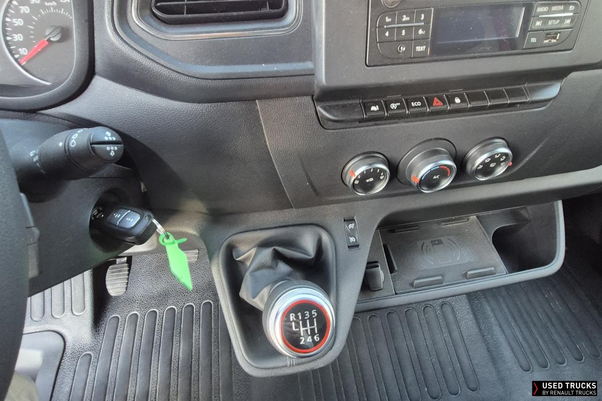 Renault Trucks Master 165