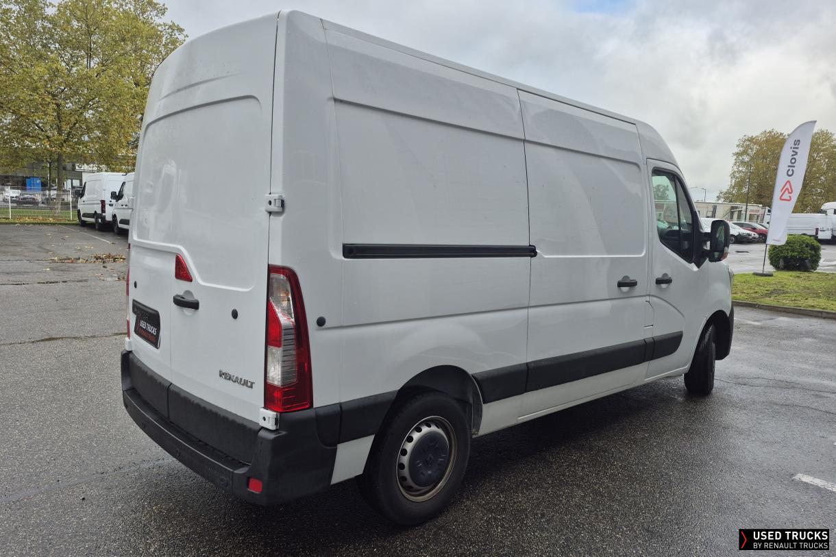 Renault Master 136