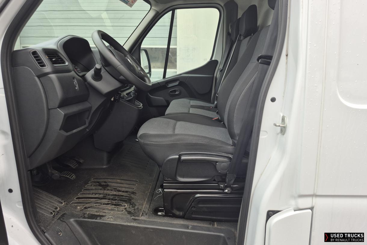 Renault Master 136