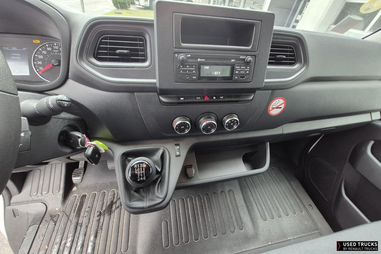 Renault Master 136