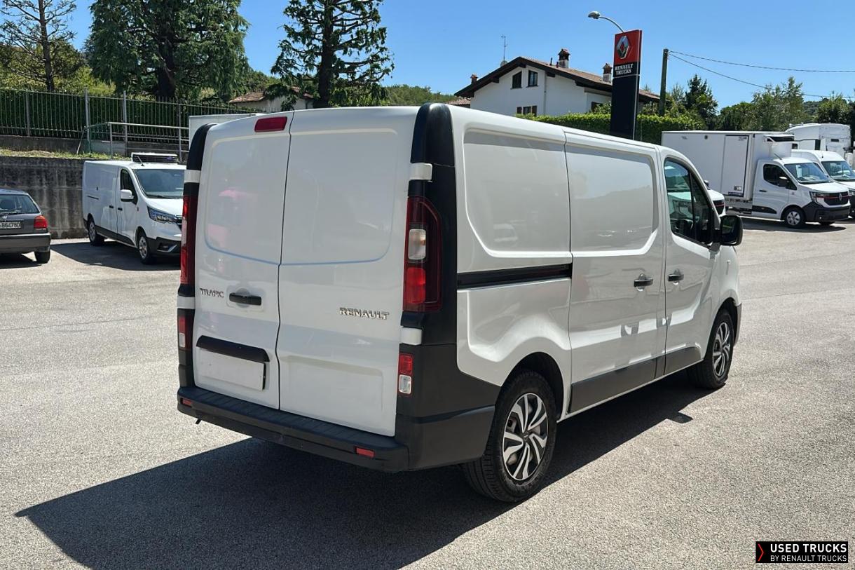 Renault Trafic 145