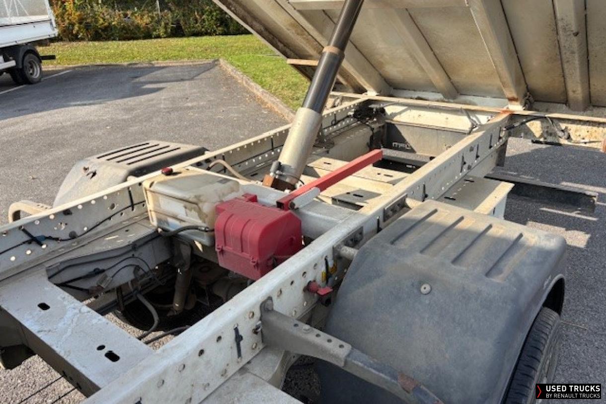 Renault Trucks Master 145