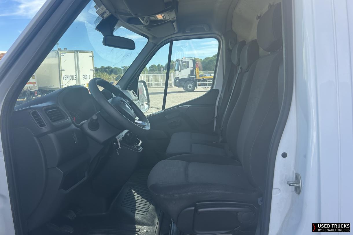 Renault Trucks Master 150