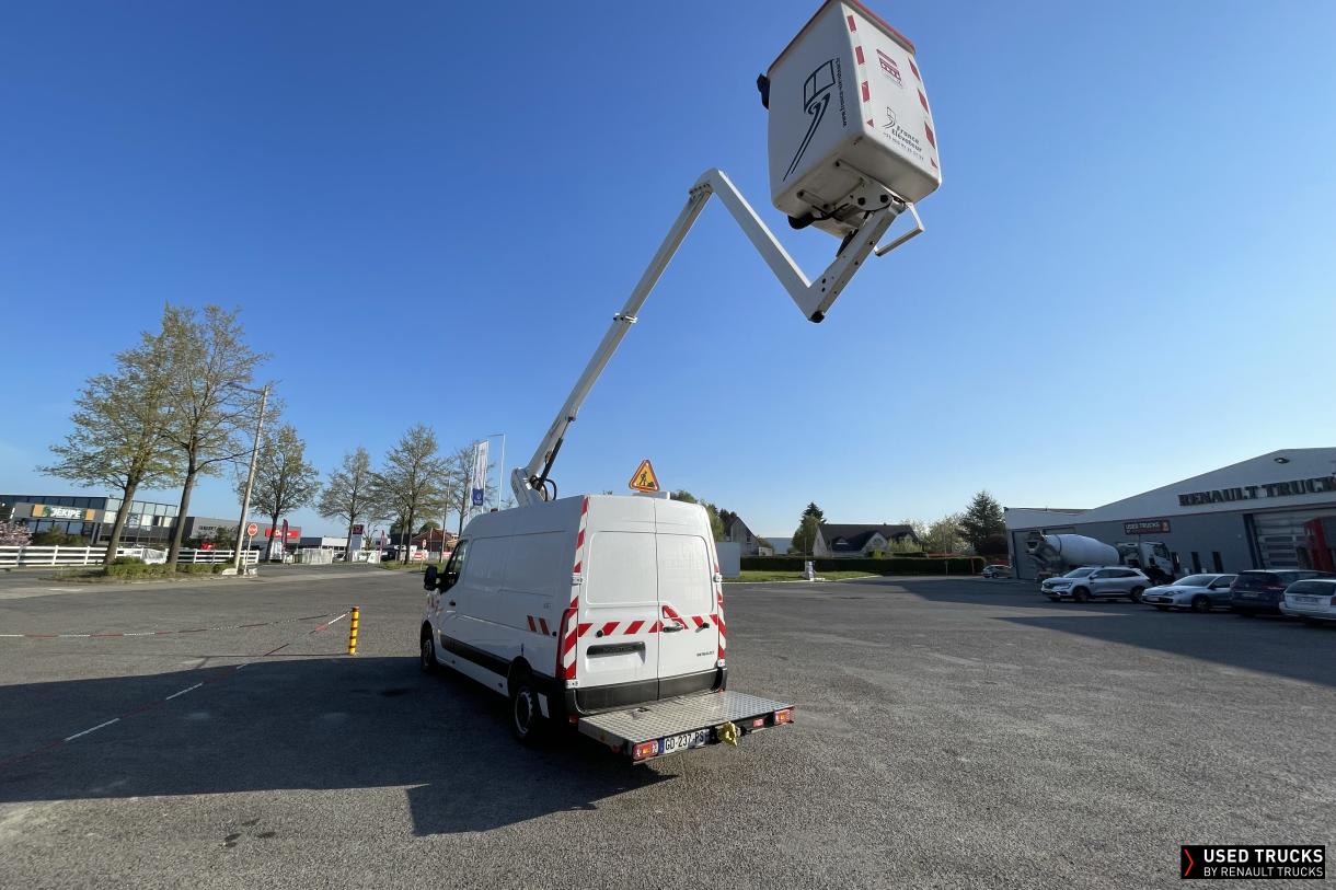 Renault Trucks Master 145