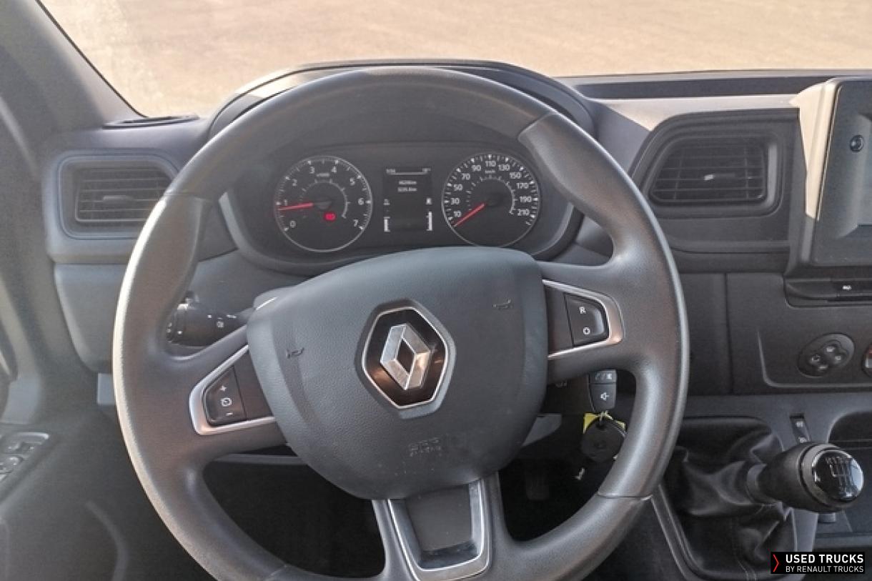 Renault Master 130