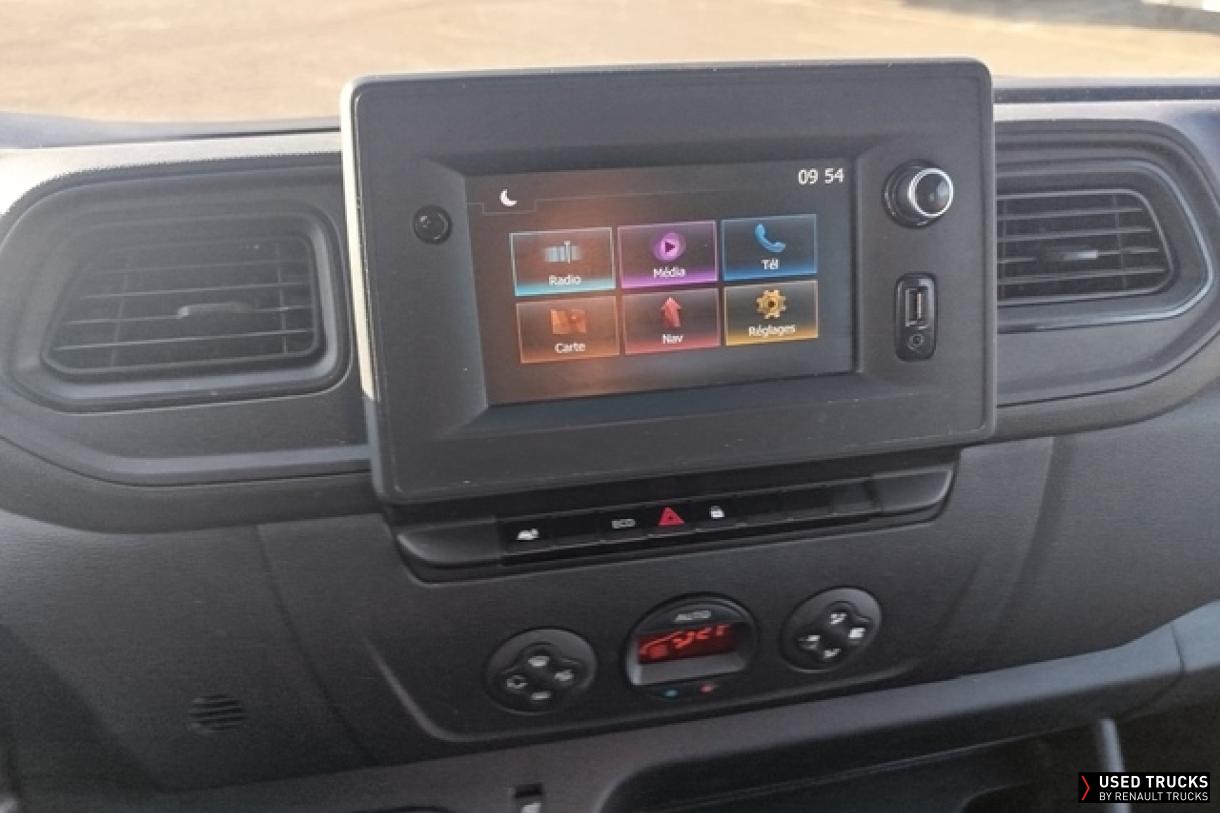 Renault Master 130