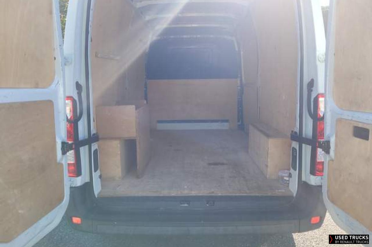 Renault Trucks Master 130