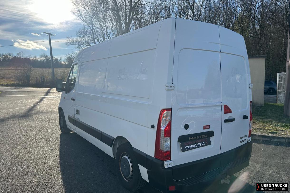 Renault Trucks Master 145