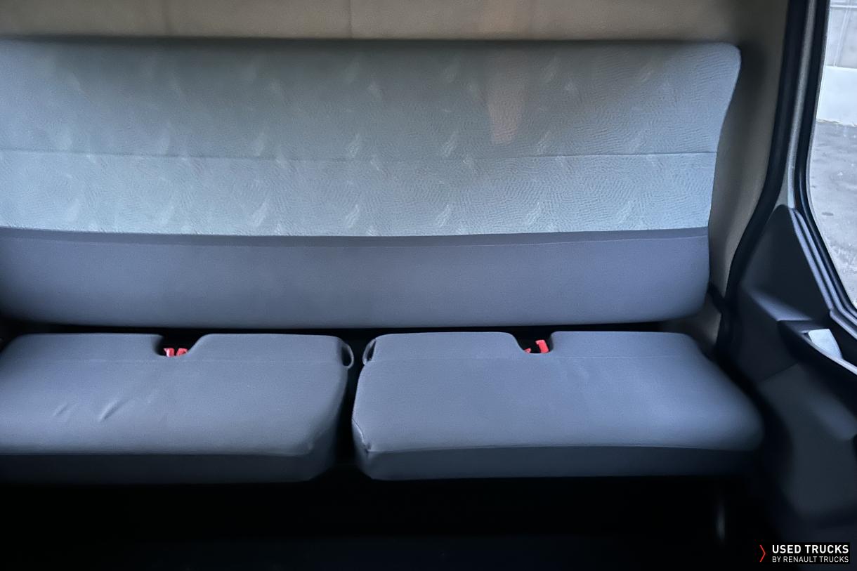Renault Trucks Midlum 220