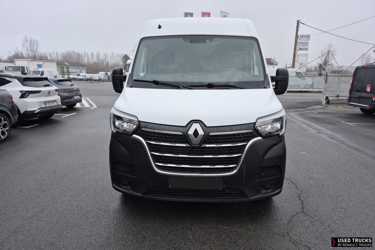 Renault Trucks Master 135