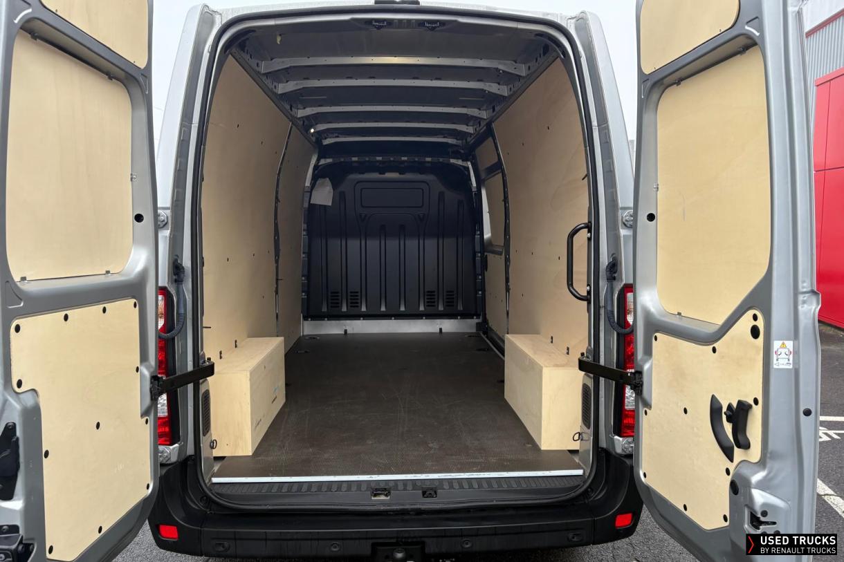 Renault Master 150