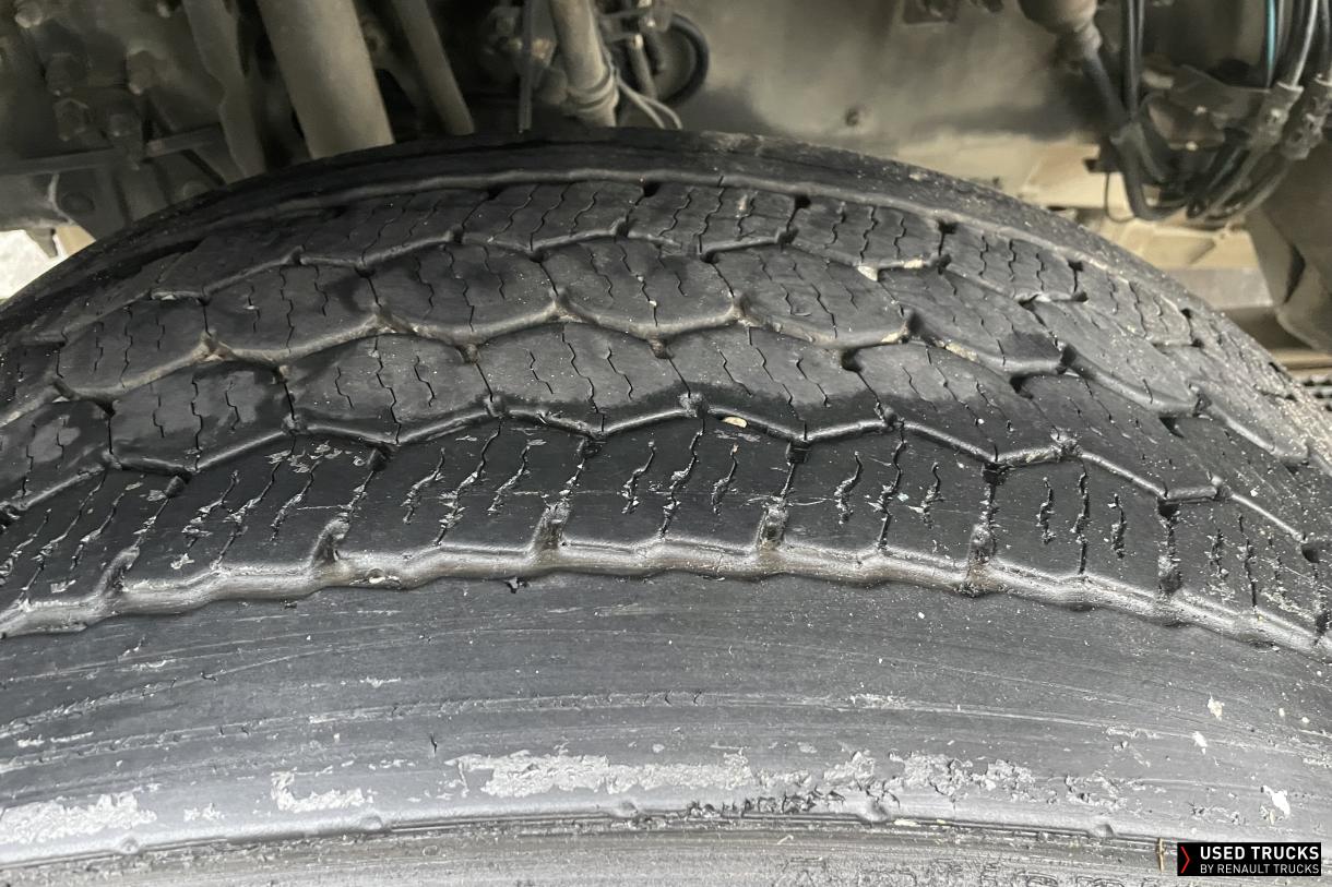 Renault Trucks T 440
