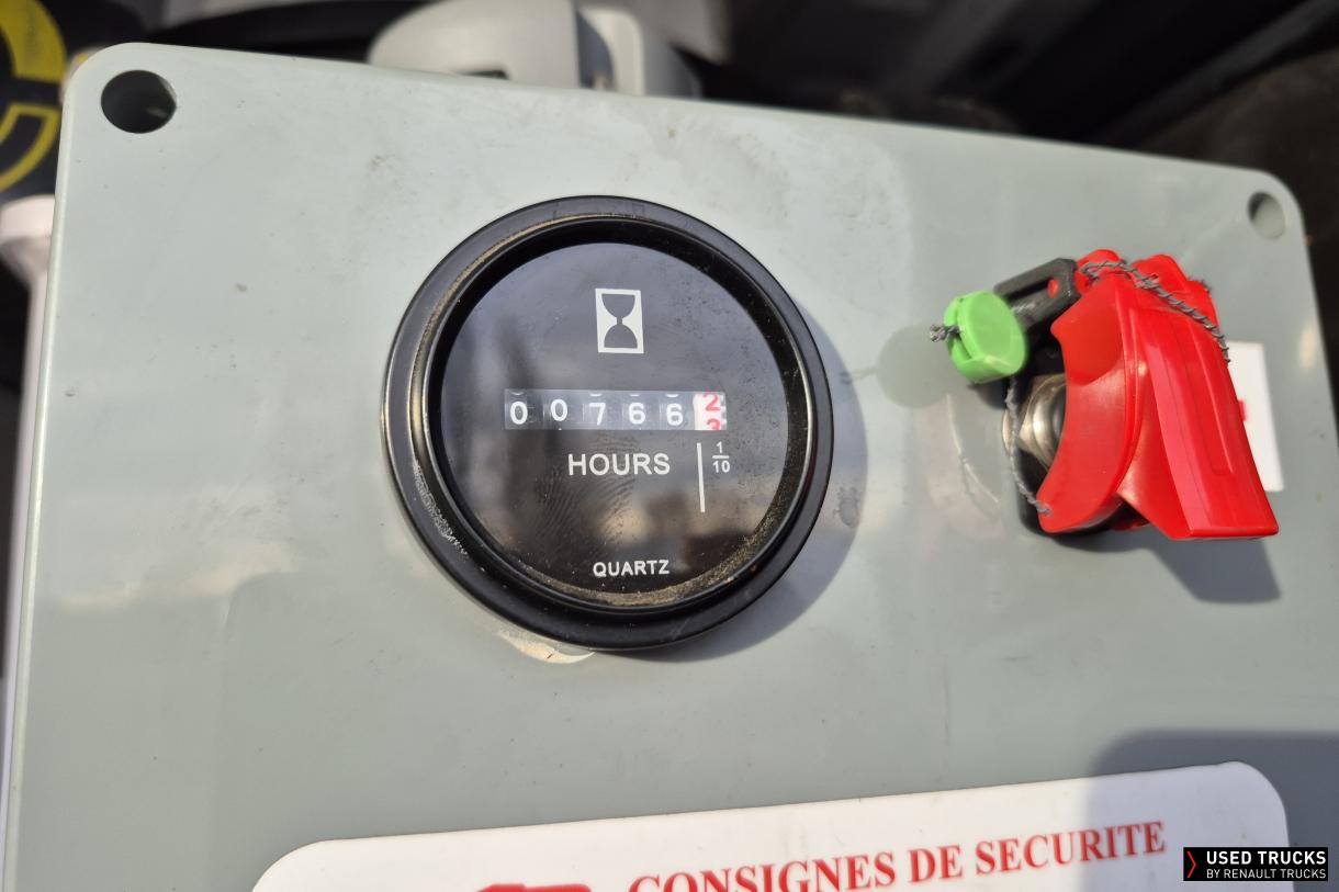 Renault Trucks Master 145