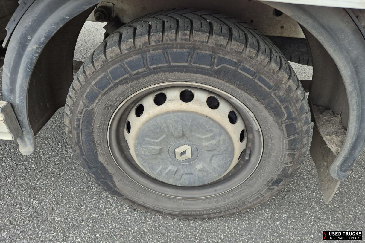 Renault Trucks Master 145