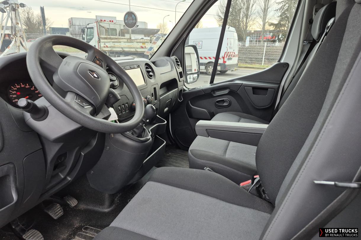 Renault Trucks Master 145