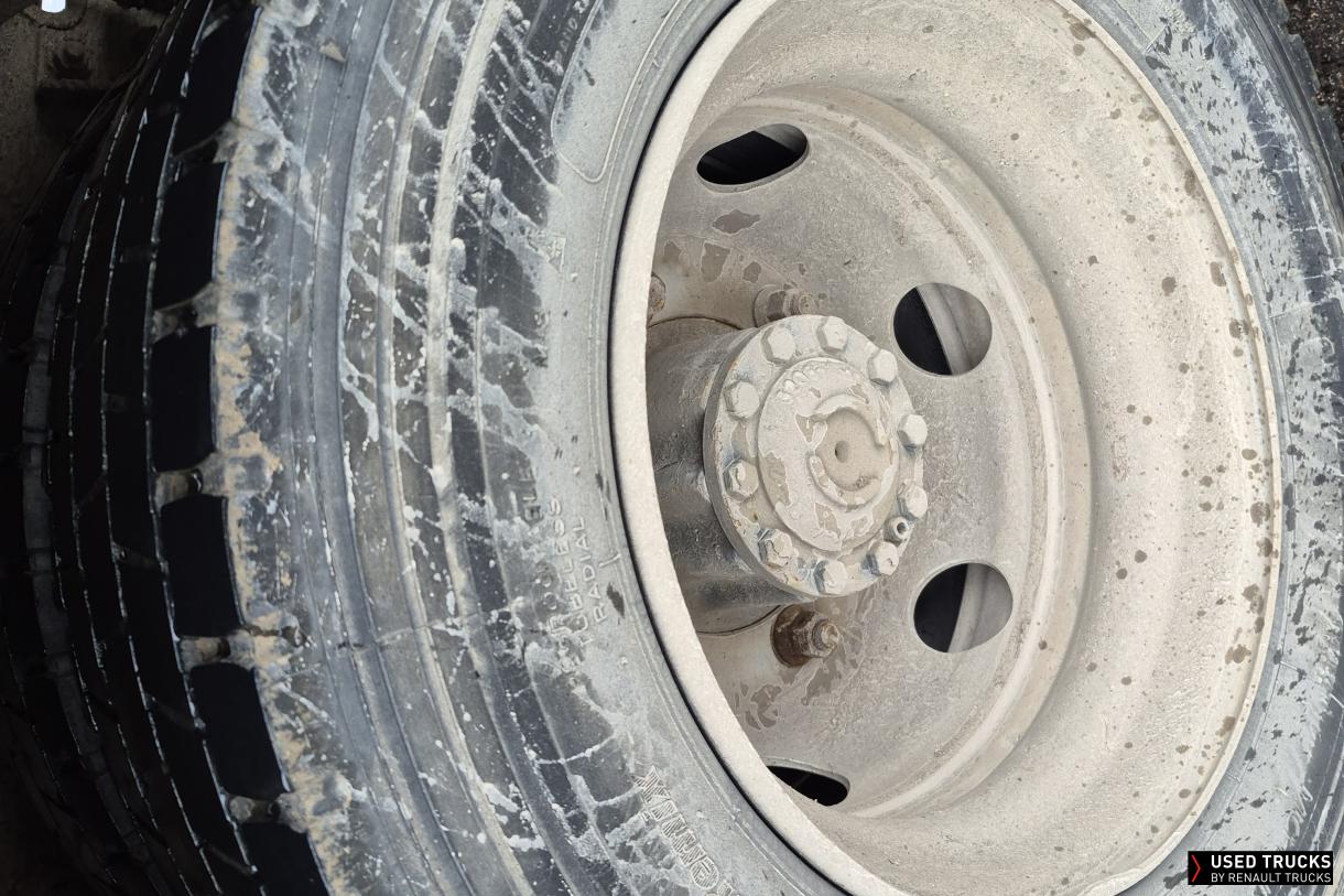 Renault Trucks D 210