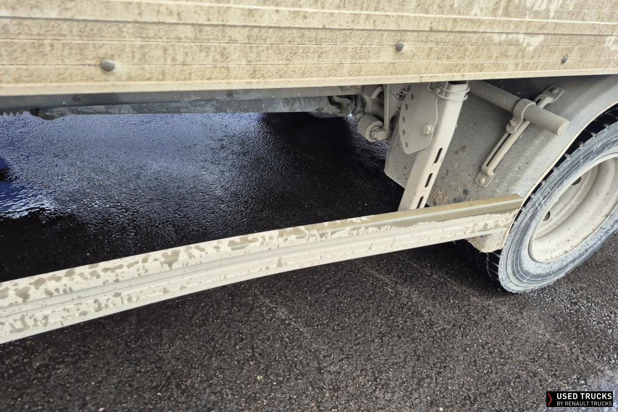 Renault Trucks D 210