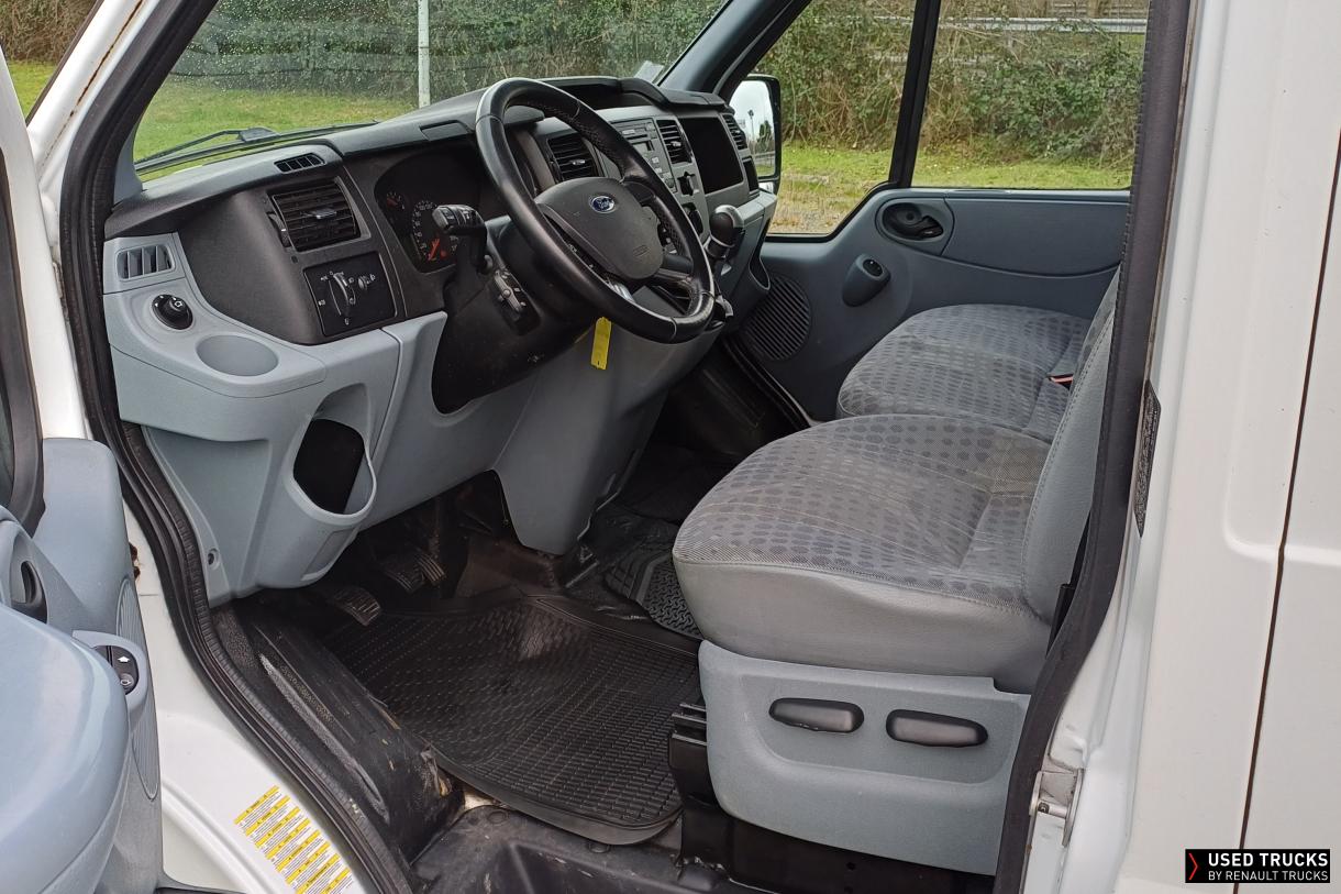 Ford Transit 125