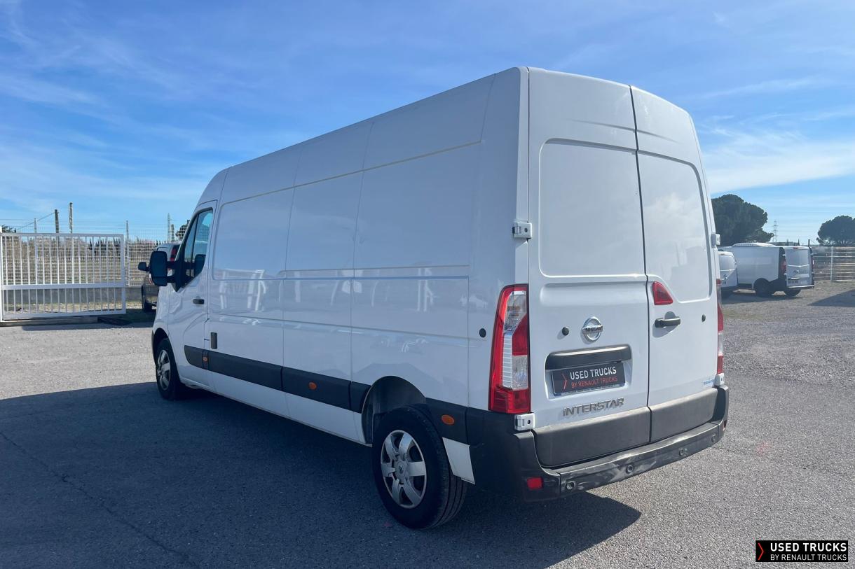 Nissan Interstar 150