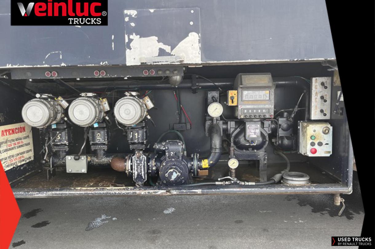 Renault Trucks Premium 320