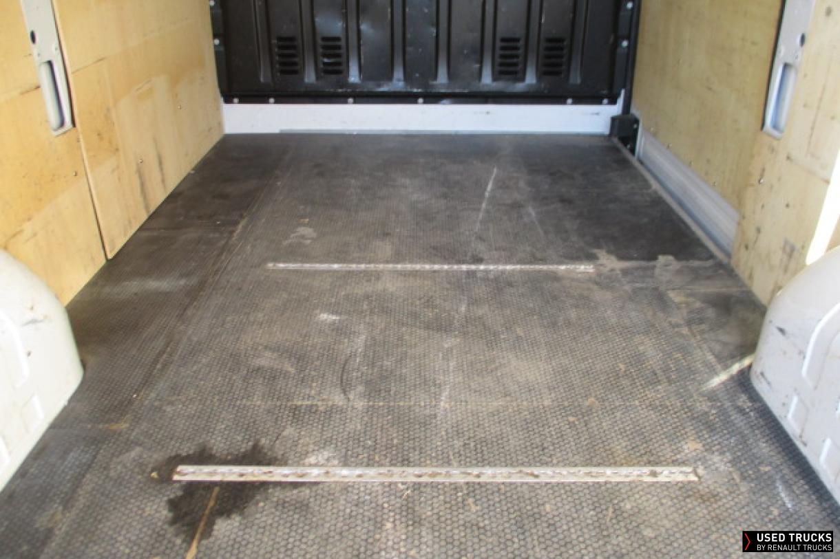 Renault Trucks Master 170