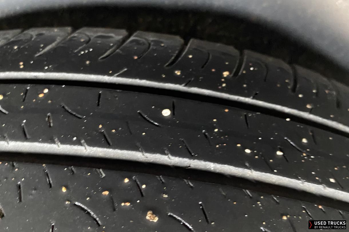 Renault Trucks Trafic 