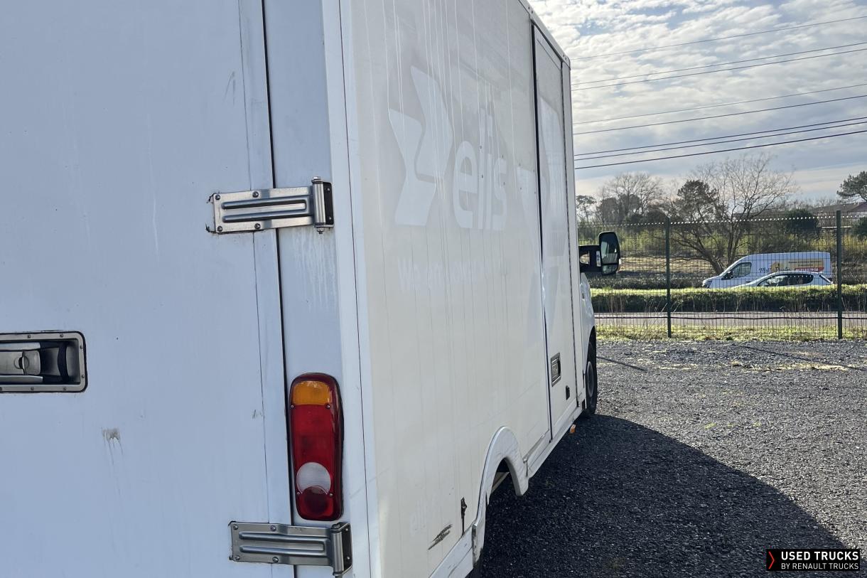 Renault Trucks Master 135