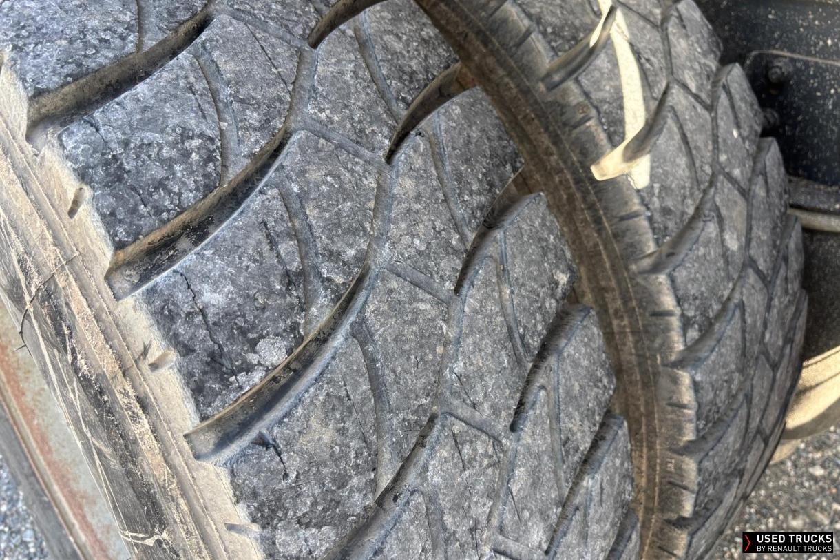 Renault Trucks Premium 430