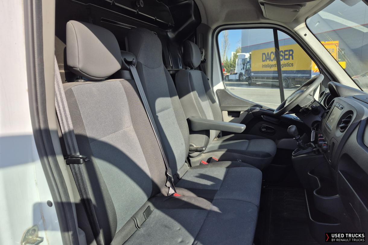 Renault Trucks Master 145