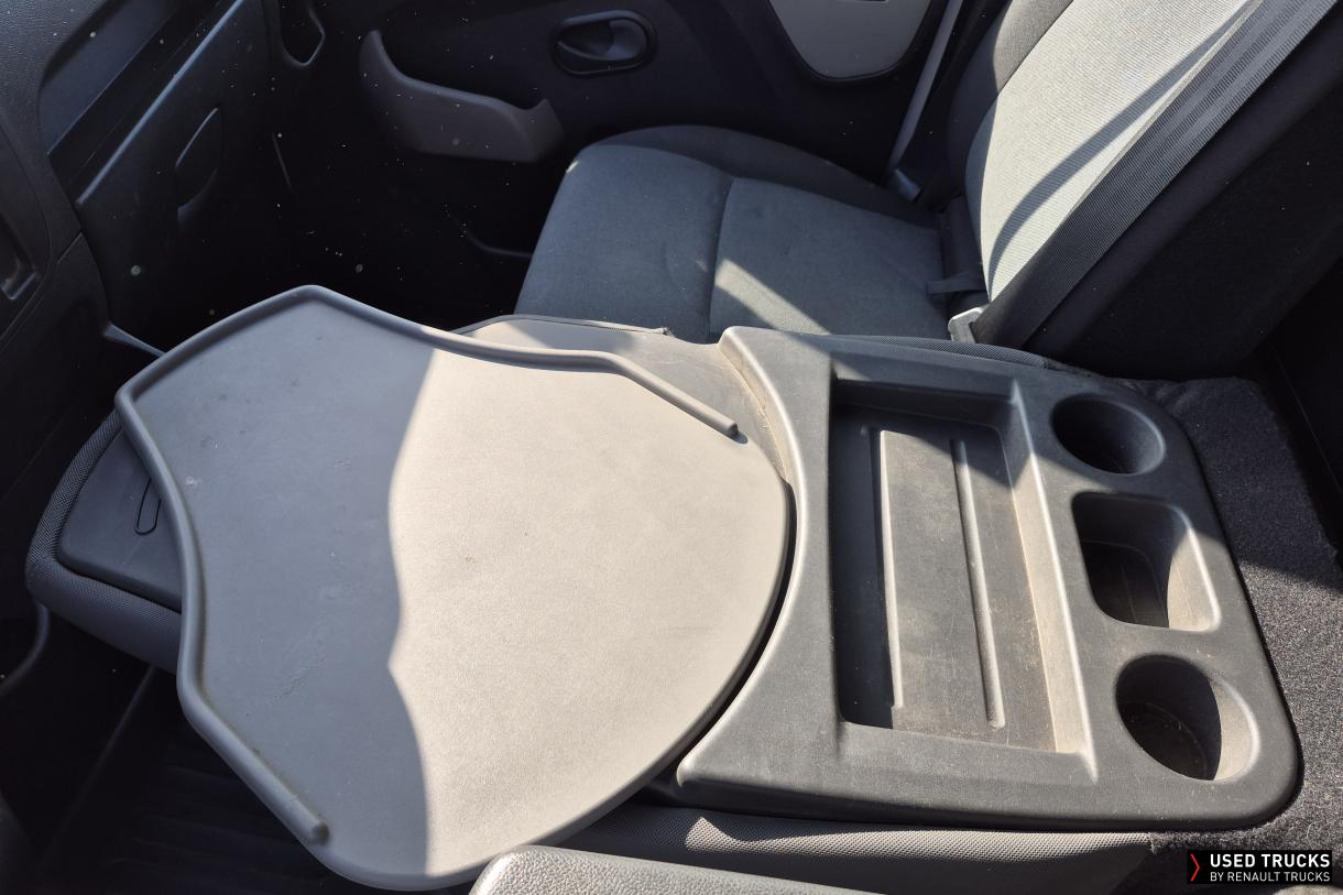 Renault Trucks Master 145