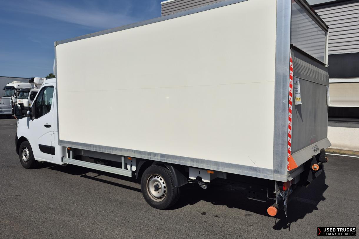 Renault Trucks Master 145