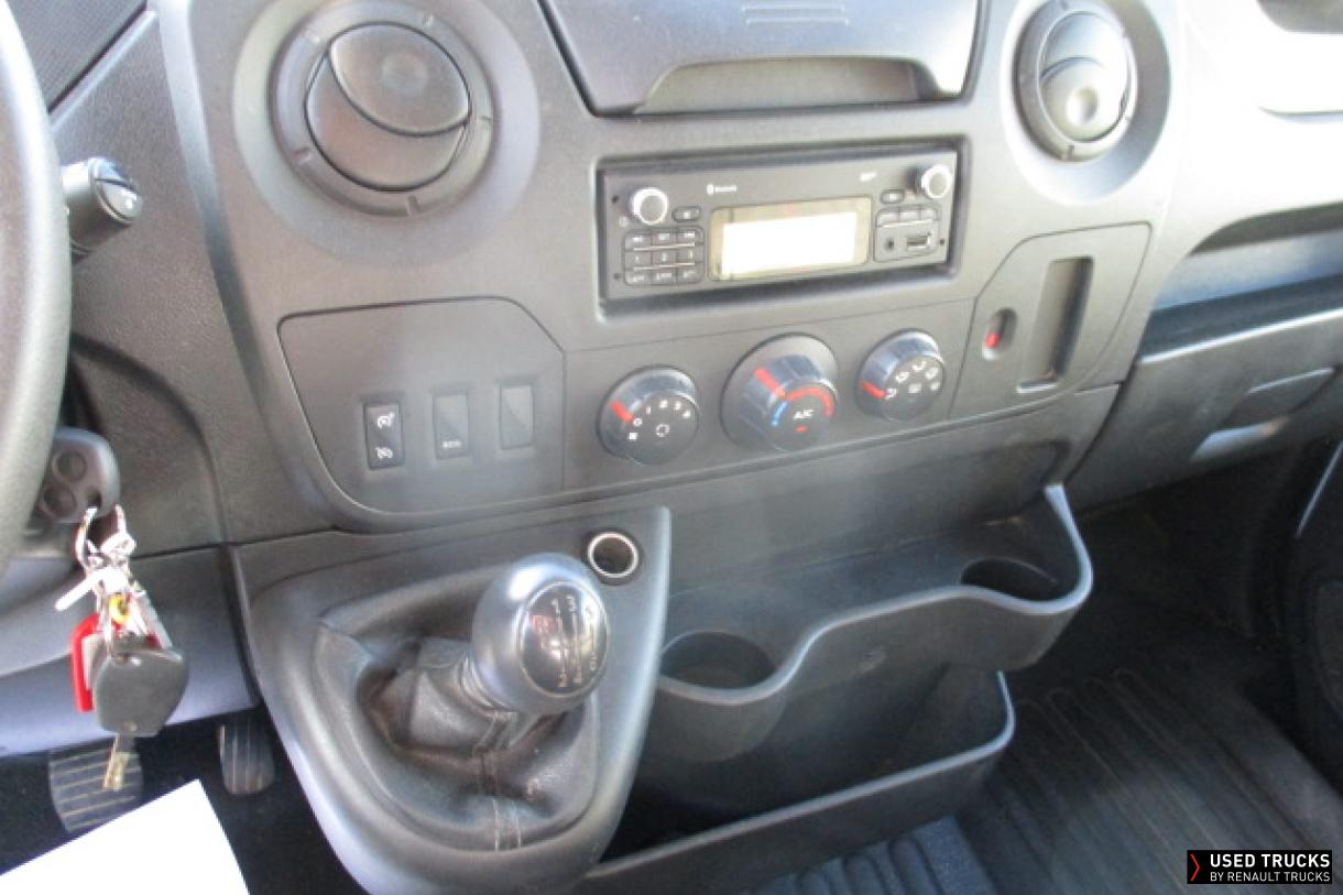 Renault Trucks Master 130