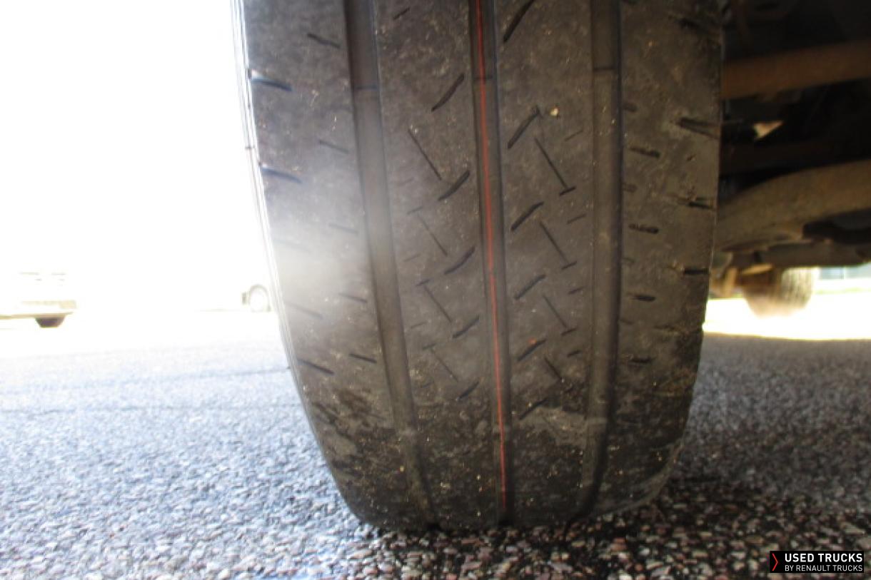 Renault Trucks Master 130