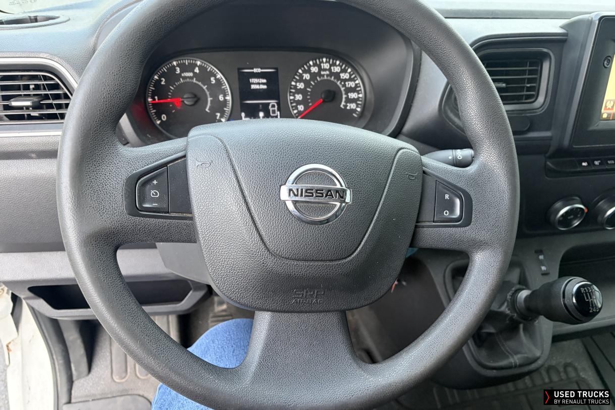 Nissan Interstar 150