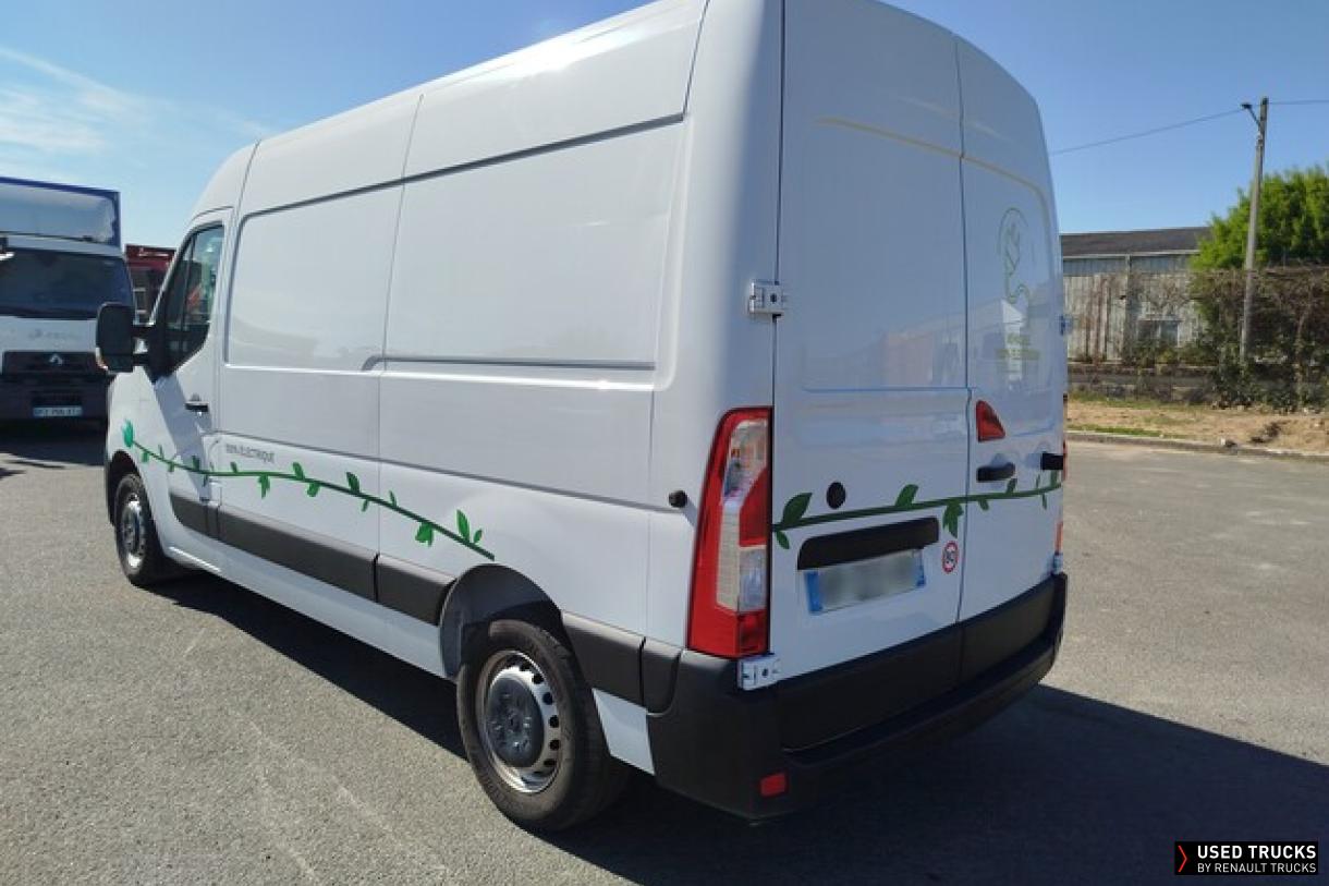Renault Trucks Master 76