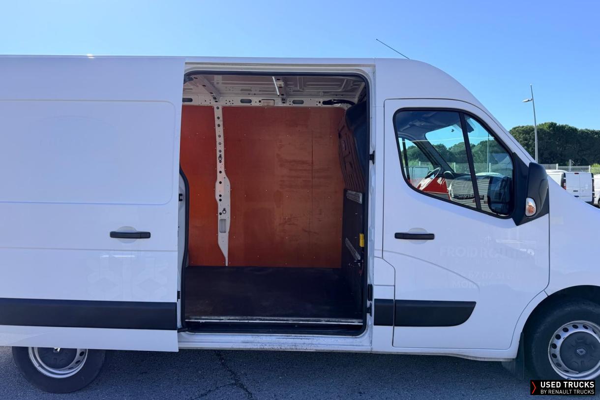 Renault Trucks Master 145