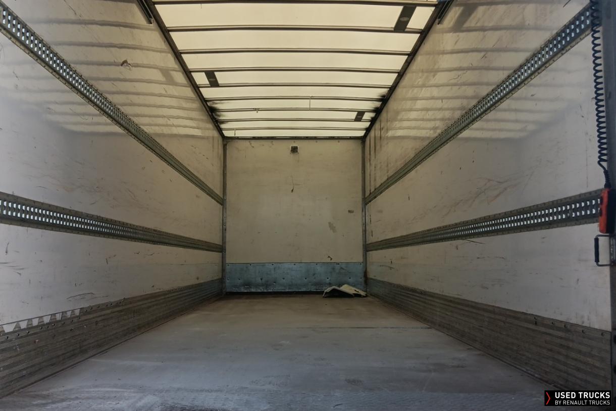 Renault Trucks D 280