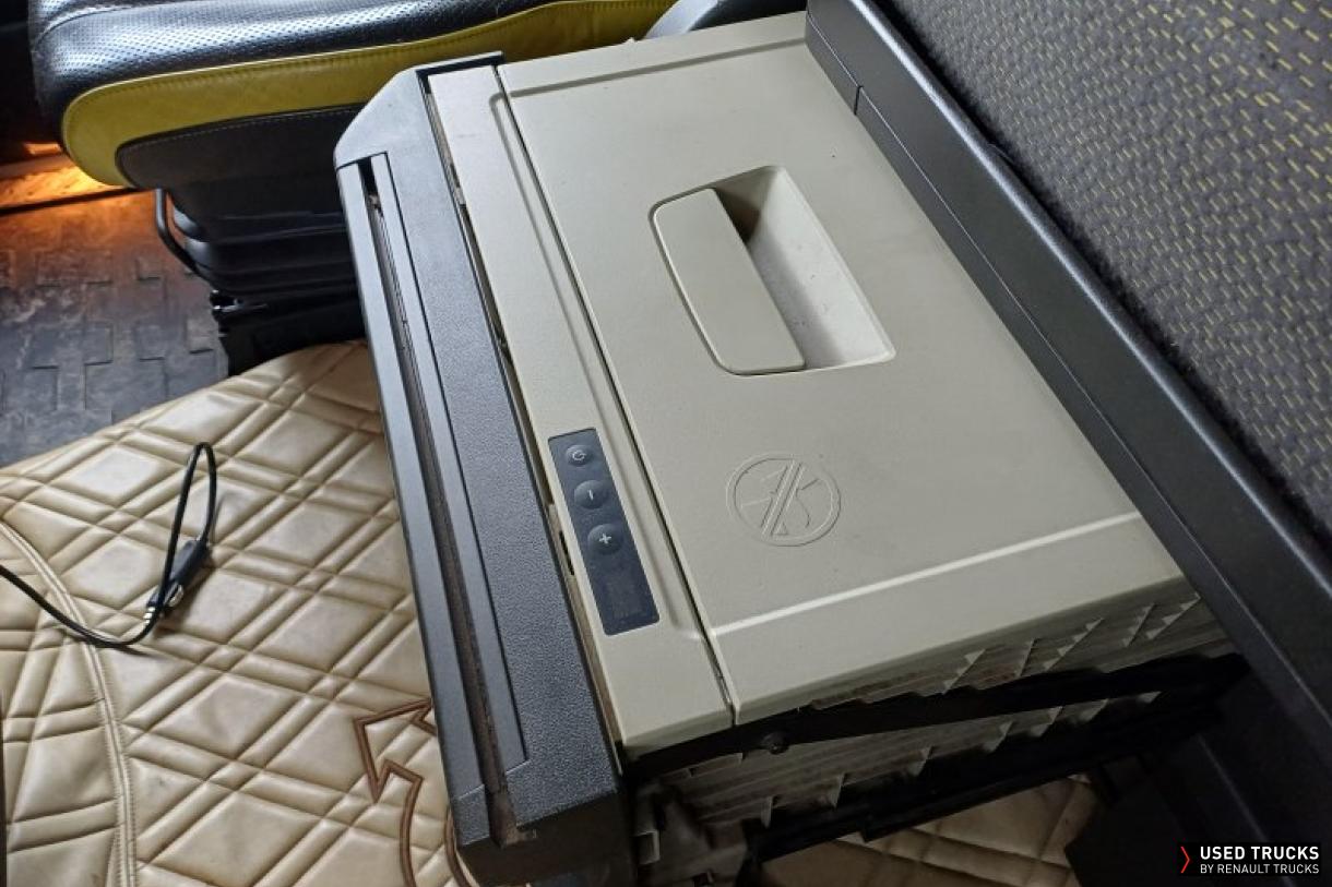 Volvo FH16 750