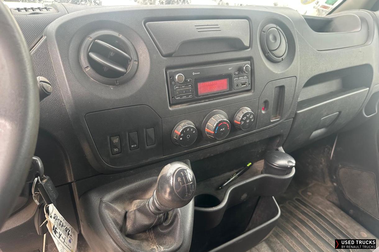 Renault Trucks Master 130