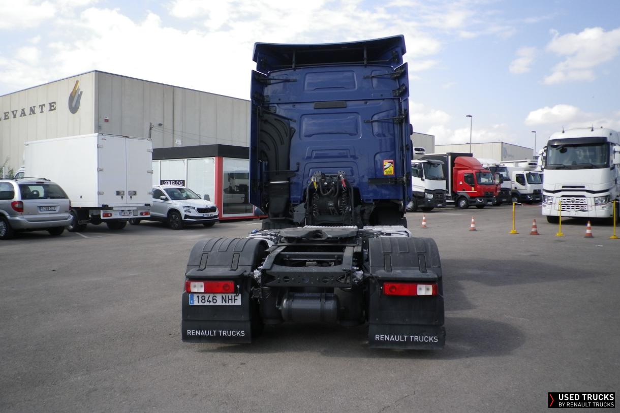 Renault Trucks T 440