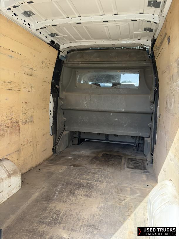 Renault Trucks Master 135