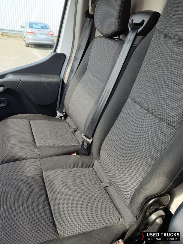 Renault Master 180