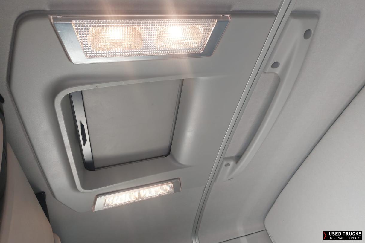 Renault Trucks T 440