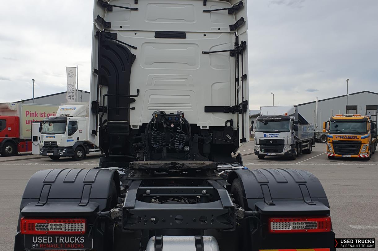 Renault Trucks T High 