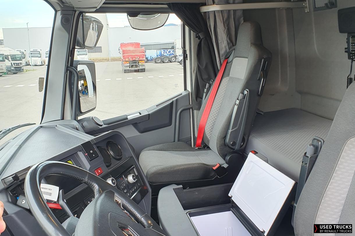 Renault Trucks T High 