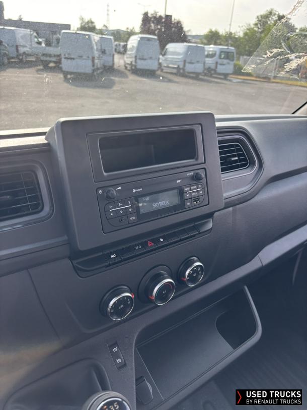 Renault Master 130