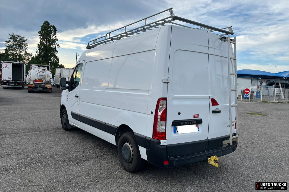 Renault Trucks Master 135
